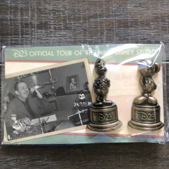 Disney D23 Bundle - Picture 5 of 7